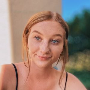 Meet your Posher, Savannah